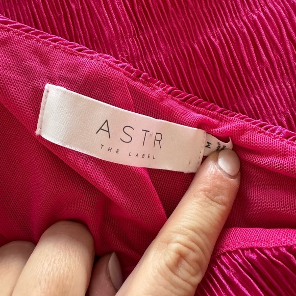 One-Shoulder Pink Dress - Picture 4 of 7